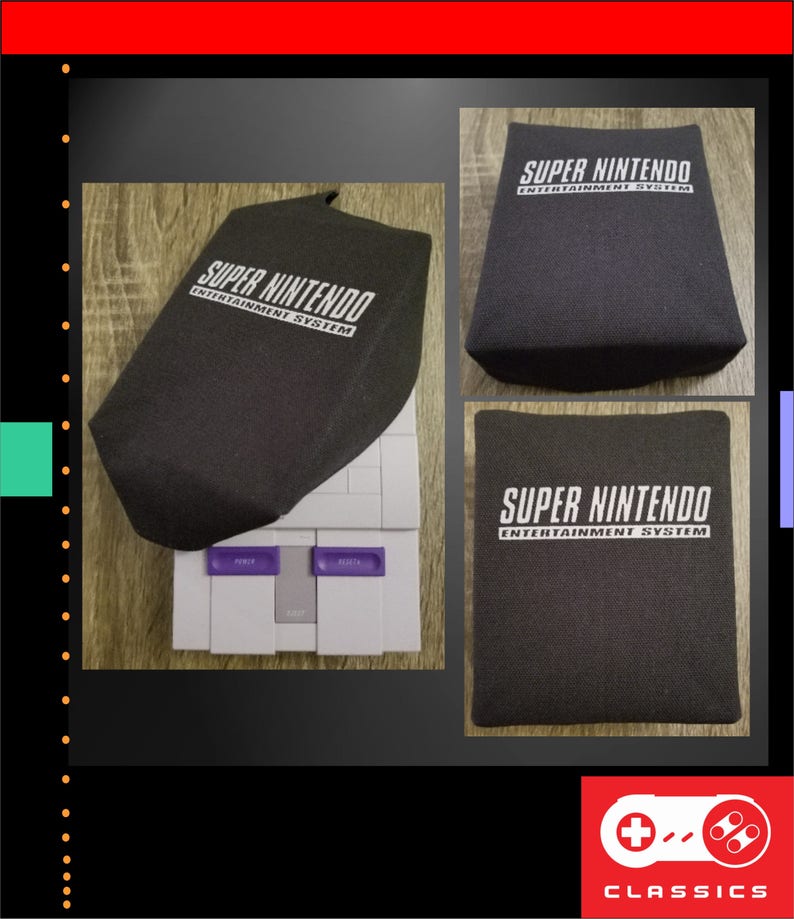 Op de afbeelding: Zwarte Super Nintendo Entertainment System consolehoes met witte tekst. De hoes wordt in meerdere weergaven getoond, waaronder &eacute;&eacute;n over de console. De tekst luidt "SUPER NINTENDO ENTERTAINMENT SYSTEM". De console is wit en grijs met paarse knoppen.