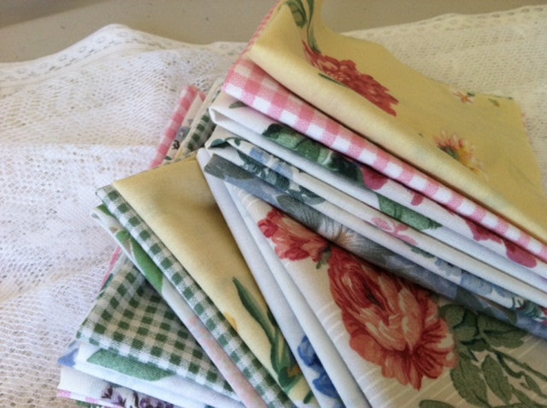 Cottage Chic, Farmhouse Chic, Cloth Napkins, 12 inch, Set of 6, by CHOW with ME 画像 2