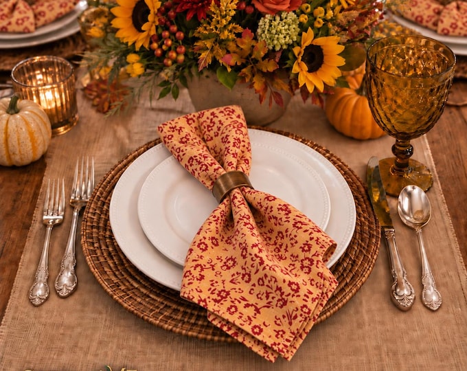 Bright Burnt Orange Cloth Dinner Napkins, Fall Holiday Table Decor, Set of 4