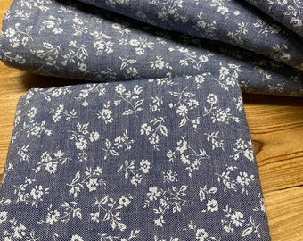 Blue - Grey Chambray Cotton Dinner Napkins with Small White Flowers,  Set of 4, 18 inch Cloth Napkins, Dinner Party, Everyday and Holidays!