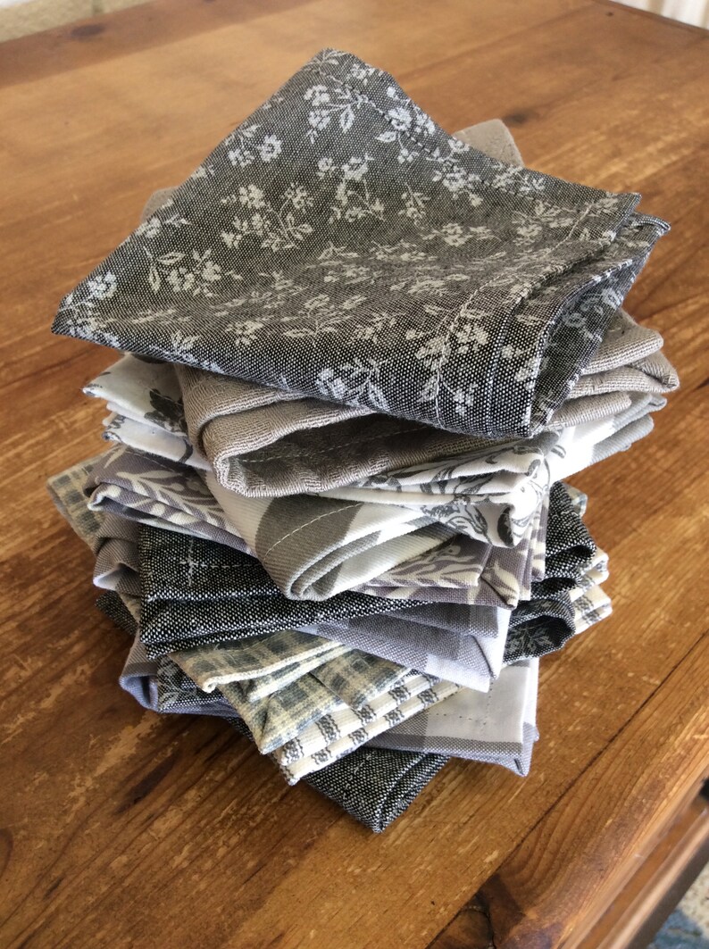 Shades of Grey Smart Home Kitchen Collection Ensemble de 10 serviettes en tissu de 15 pouces, par CHOW with ME image 2