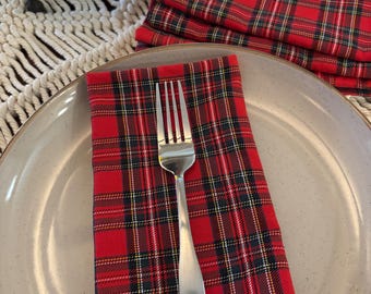 Plaid Cloth Dinner Napkins, Set of 6, Americana Holiday Cotton, Red and Green