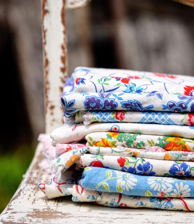 Vintage Floral Cotton Cloth Napkins, Set of 10 image 1