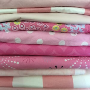 Bulk Cloth Napkins, Shades of Pink, Set of 6, Great for Parties and Everyday Meals, by CHOW with ME