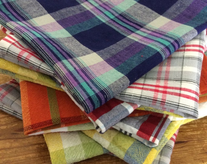 Vintage Plaid Cloth Napkins, Americana Style, Set of 4