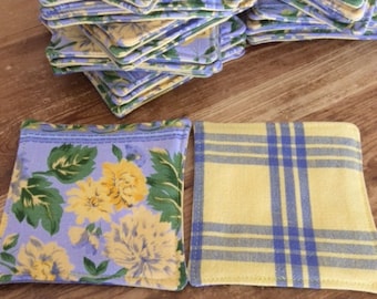 Cottage Chic Reversible Cloth Coasters, Summer Table Decor, Set of 4 / Set of 6, Farmhouse Lavender and Yellow, Mug Rug, Wine Coaster