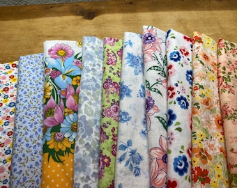 Vintage Floral Cloth Napkins, Set of 10, Reversible Cotton