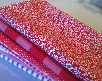 Red and White Cloth Napkins, Set of 8, by CHOW with ME