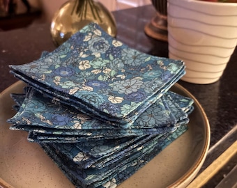 Blue Floral Cloth Napkins, Reversible Cotton Napkins, Set of 4