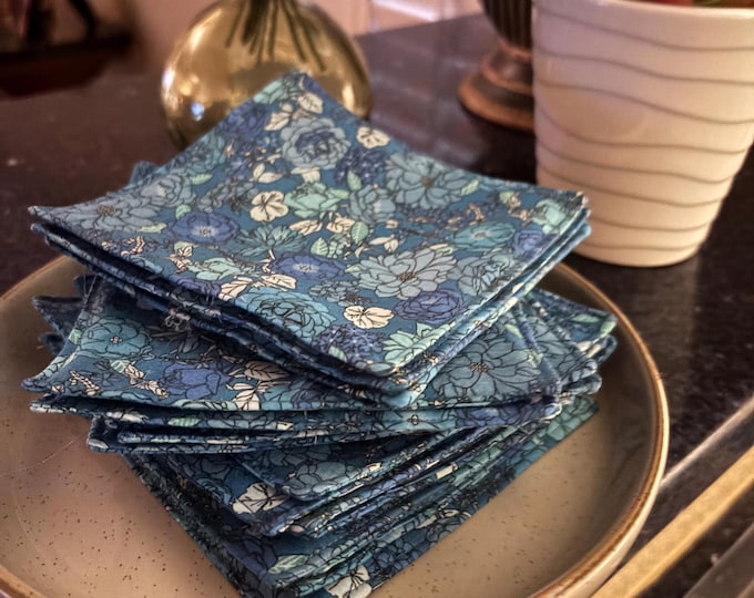 Blue Floral Cloth Napkins, Reversible Cotton Napkins, Set of 4
