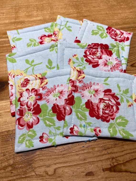 Cottage Chic Reusable Sponge, Set of 7, Dish Cloth, Eco Friendly Washable Sponge, Shabby Elegant, Chic Farmhouse Florals Blue, Red, Pink