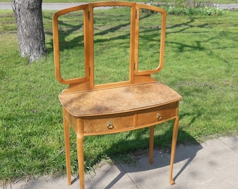 Antique Birds Eye Maple Wooden Writing Desk Vanity Dreessing Table