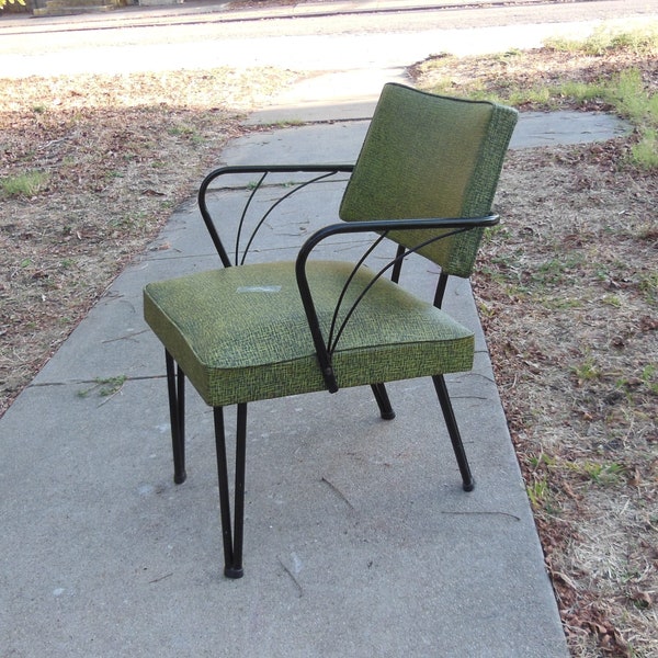 Mid Century Modern Atomic Age Metal Chair Vinyl Hairpin Legs Eames Era Accent Chair Lounge Chair Desk Chair Porch Patio Sunroom Chair