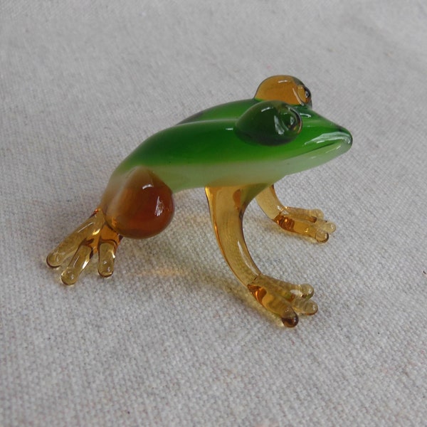 Vintage Tiny Frog Glass Sculpture Handmade Glass Figurine Art Object Toad