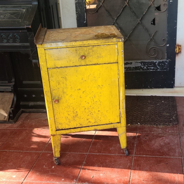 Vintage Industrial Heavy Metal Hospital Medical Cabinet Yellow Chippy Paint Bedside Table Nightstand Porch Patio Cupboard