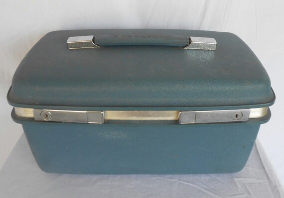 Vintage Samsonite Train Travel Case in Blue - image 2