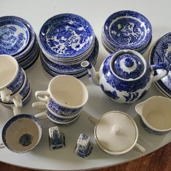 Vintage Lot Blue Willow Dishes Japan England Plates 2 Teapots Cups Saucers Cream Sugar Salt Pepper Bowls Grimwade Buffalo Pottery Dinnerware