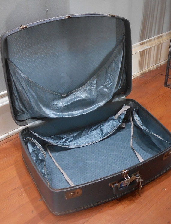 Vintage Suitcase Large Blue Travel Luggage Unmark… - image 8