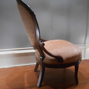 Antique Victorian 19th Century Parlor Chair Ladies Seating Mahogany Wood Boudoir Upholstered Round Back Decorative Accent Entryway Desk image 6