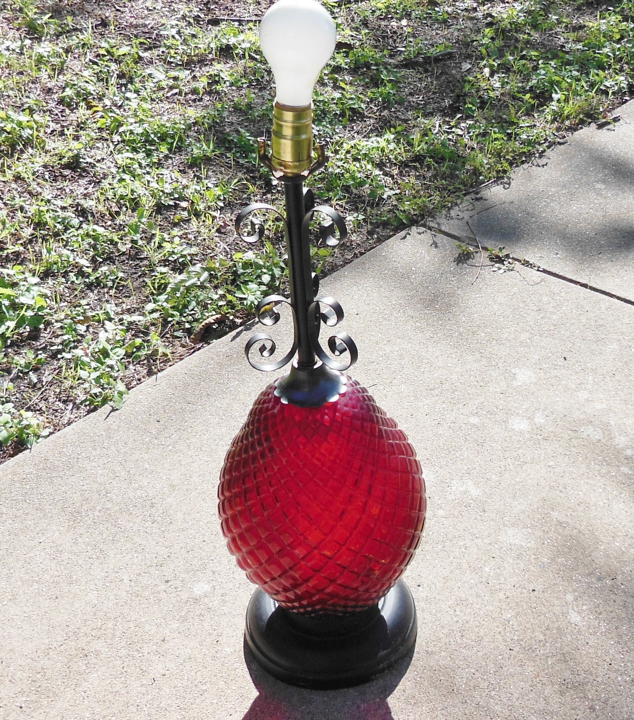 Vintage Spanish Revival Red Glass Table Lamp - Etsy Israel, image size:2030x2304