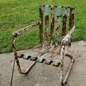 Vintage Cantilever Metal Industrial Lawn Chair Layers of Chippy Paint Yard Art Garden Porch Patio Decor image 3