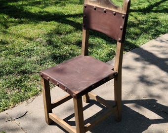 Medieval Spanish Colonial Style Wood Leather Chair
