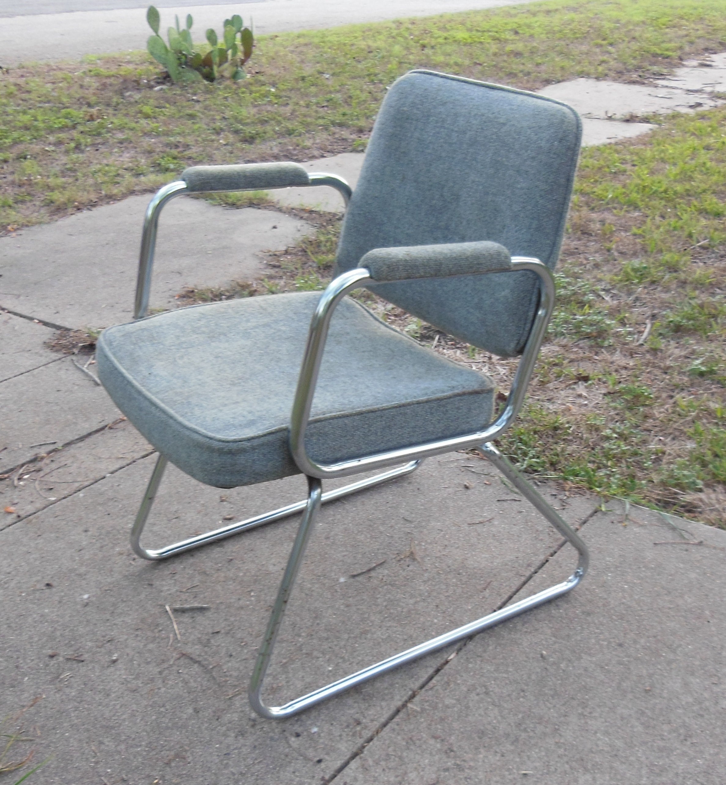 1990s White Left Hand Chair - FREE SHIPPING!