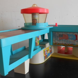 Vintage Fisher Price Airport Control Tower Runway Lobby 1972 Plastic Toy Airport No Little People Used Condition Pretend Play Kid Toddler image 4