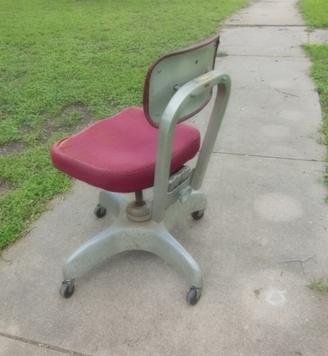 Steel desk online chair