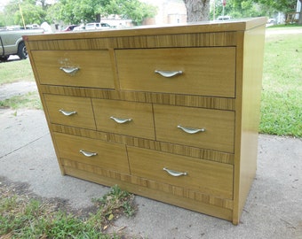 Blonde Mid Century Modern Dresser Buffet Sideboard Chest Drawer Double Dresser Atomic Age 4 Drawer Storage Cabinet Retro Contemporary Design