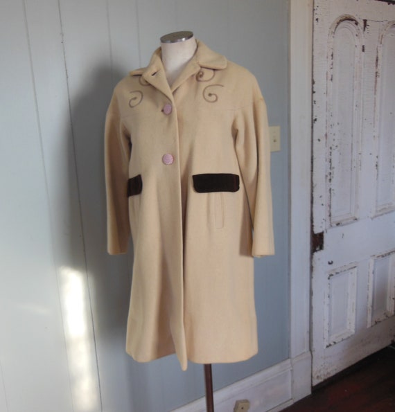 Vintage Tan Winter Wool Dress Coat made by Honeyl… - image 6