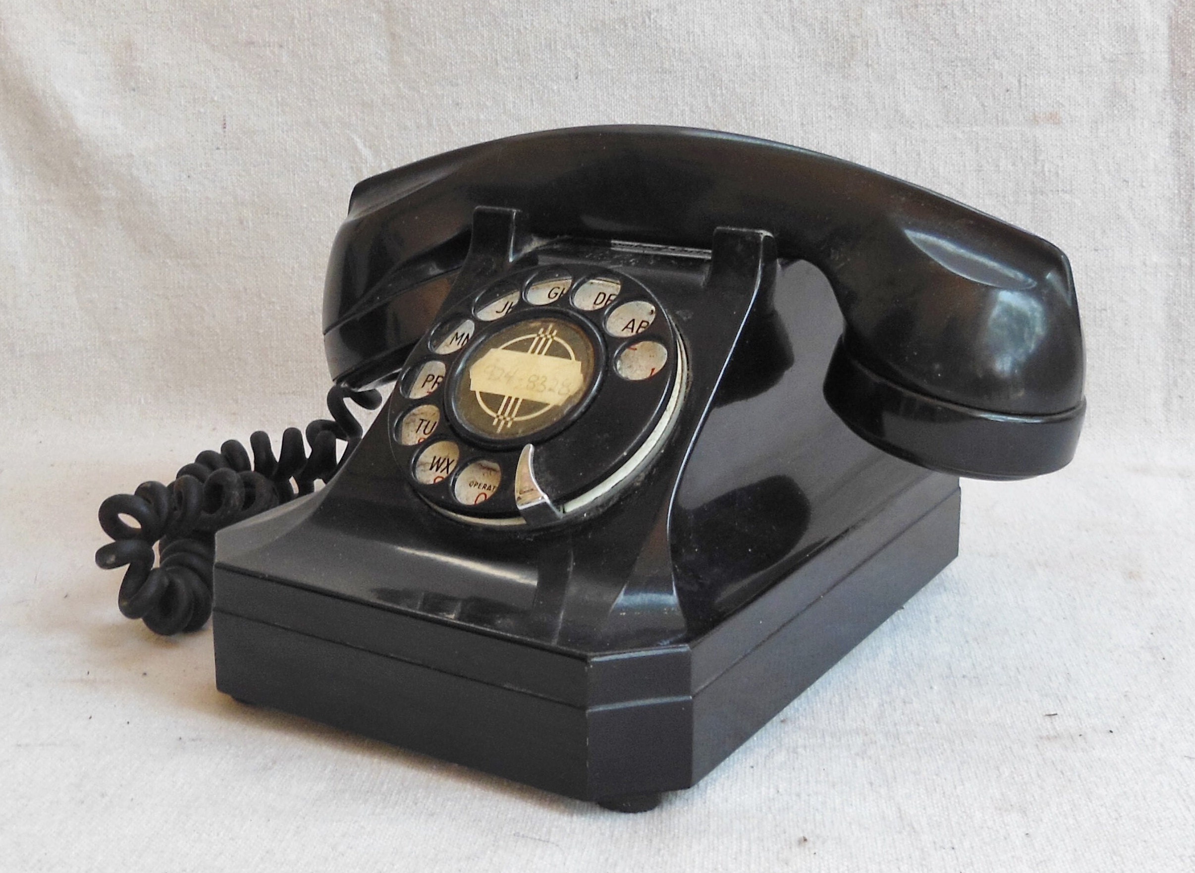 Téléphone fixe vintage kaki - Label Emmaüs