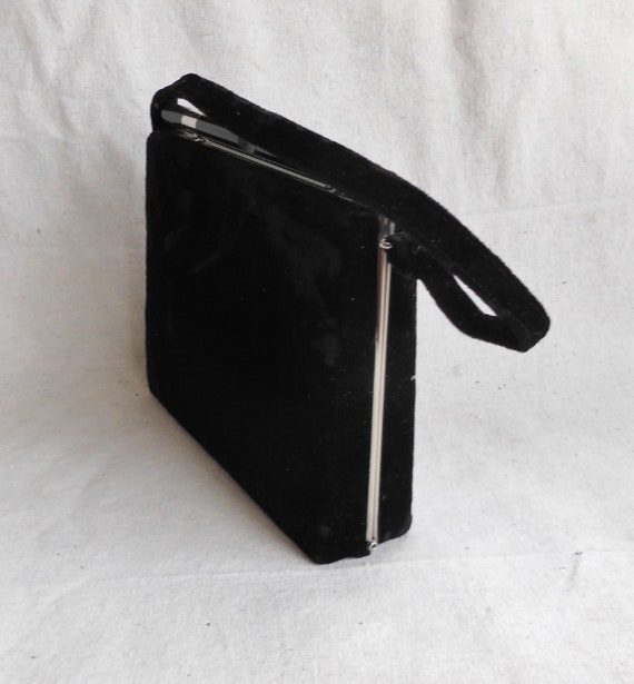 Vintage Black Velvet Purse Bakelite Handle Made b… - image 2