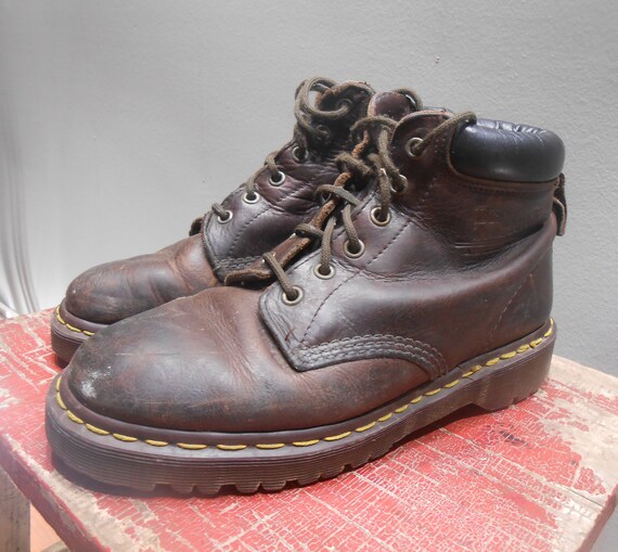 dr martens vintage brown