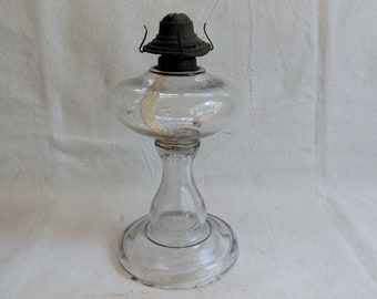 Antique Kerosene Oil Lamp Old Time Lighting Farmhouse Light No Chimney Ready Use Emergency Lamp or Everyday Soft Nostalgic Lighting Boudoir