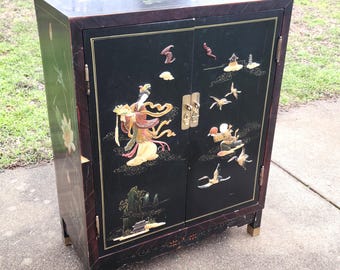 Vintage Chinese Oriental Black Lacquer 2 Door Cabinet