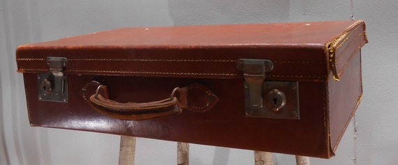Antique Leather Suitcase Traincase Luggage Vintag… - image 9