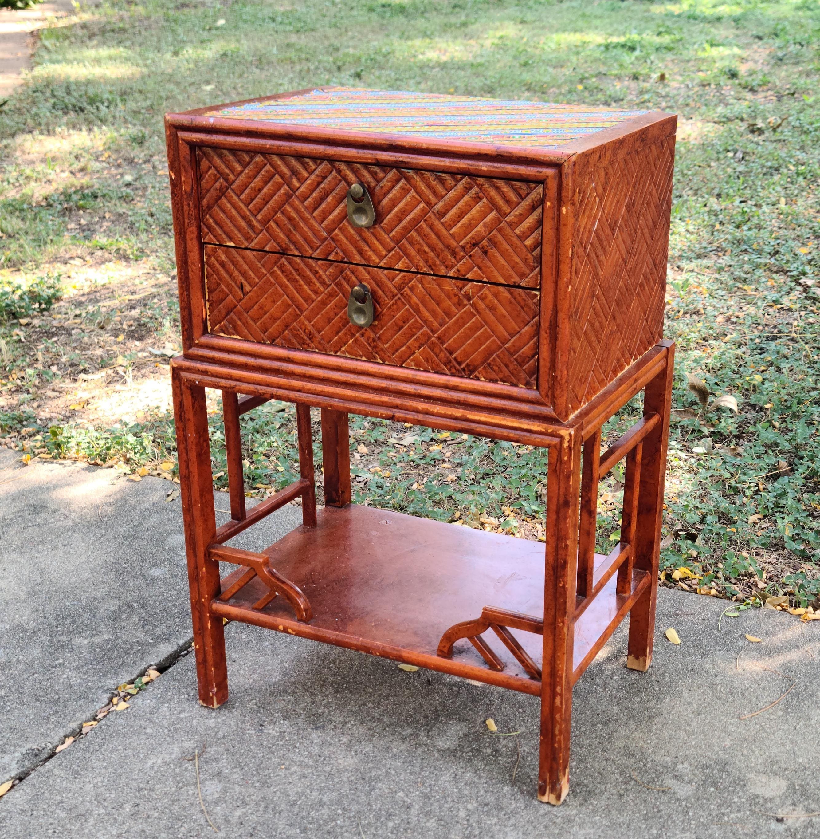 Vintage Thomasville End Table - Etsy