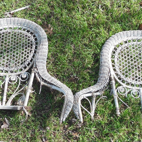 Antique Wicker Salvage Upcycle Pieces Parts Wicker Chairs Repurpose Recycle Craft Project Possible Headboard Wall Art Sculpture Wall Hanging