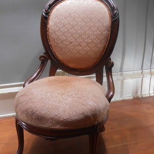 Antique Victorian 19th Century Parlor Chair Ladies Seating Mahogany Wood Boudoir Upholstered Round Back Decorative Accent Entryway Desk image 3