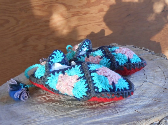 Hand Crocheted Granny Square Childs Toddlers Slip… - image 1