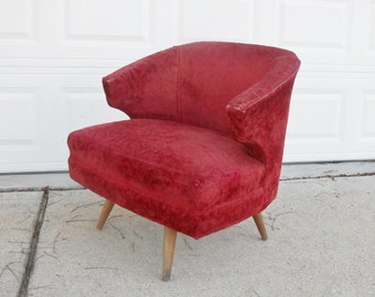 Vintage Mid Century Modern Hollywood Regency Boudoir Swivel Chair Red Velvet Upholstery Taper Leg Contemporary Lounge Accent Chair Retro
