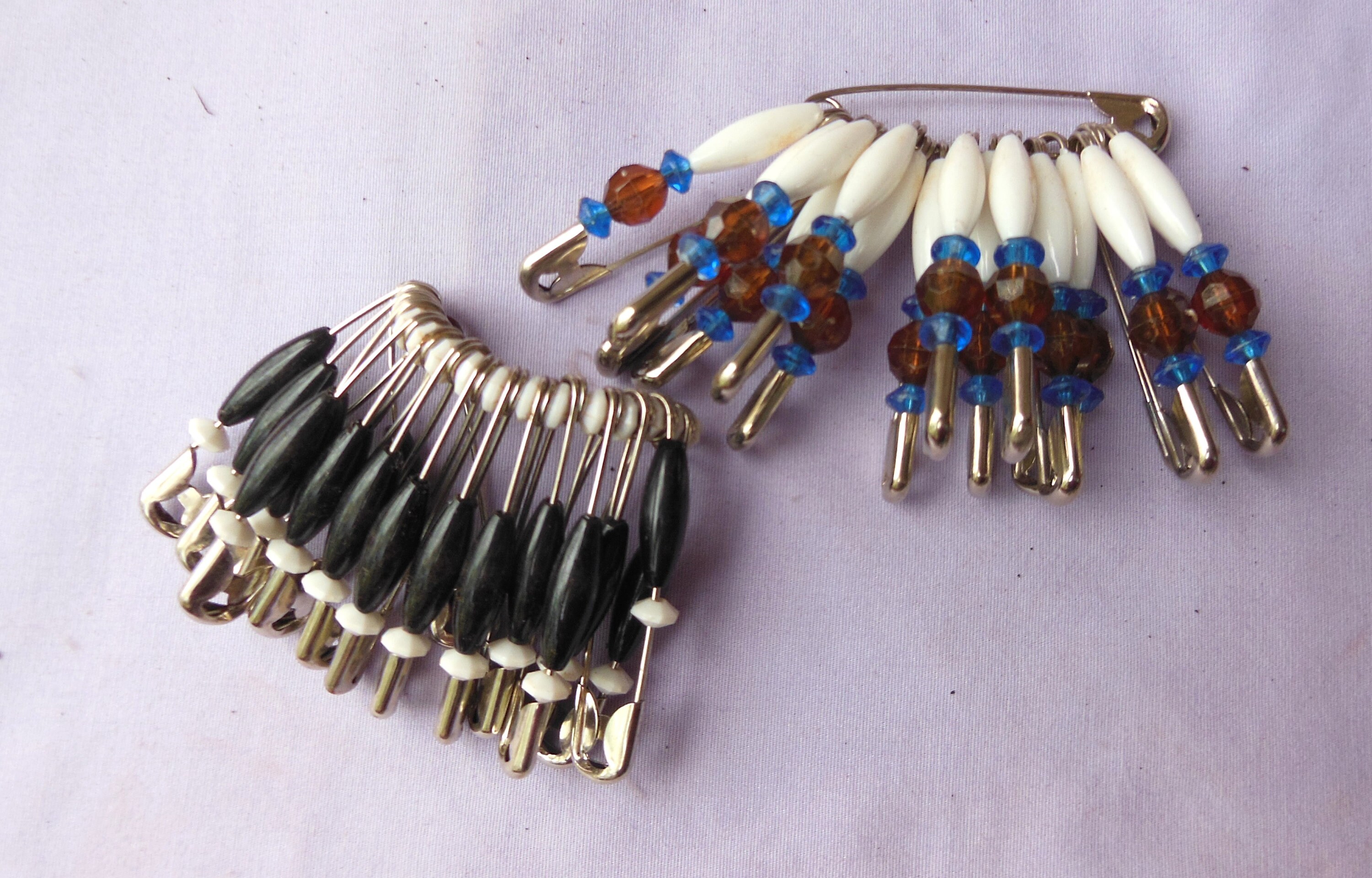 Vintage Safety Pin Beaded Headdress Native American Style War Bonnet Folk Art Vintage Lot of 6 Beaded Indian Headdress Safety Pin Craft  main image 2