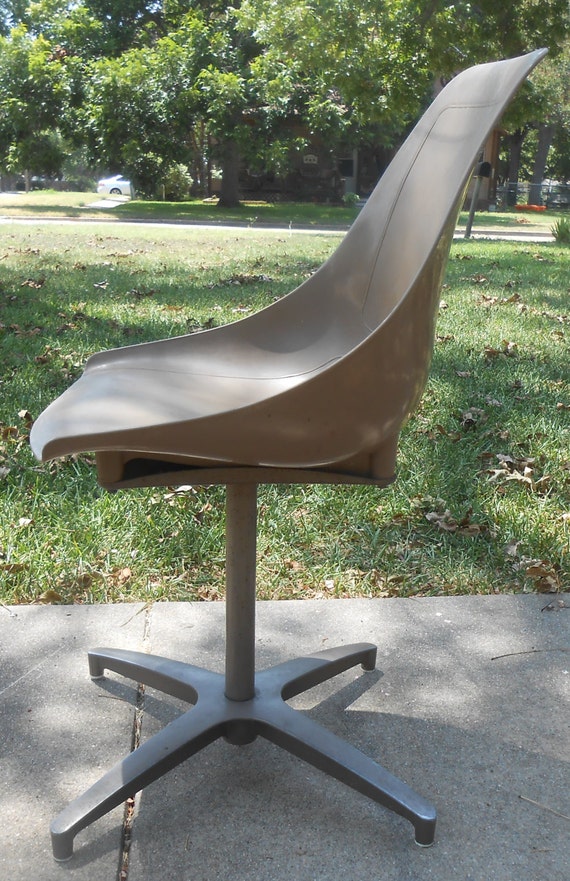 Eames 2024 era chair