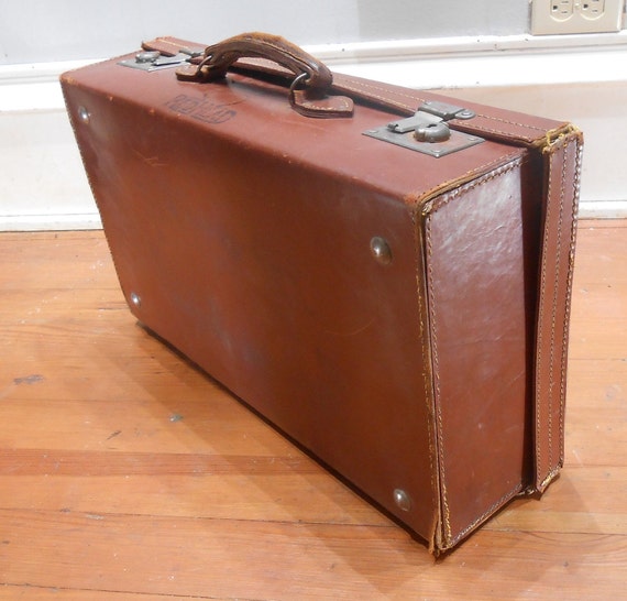 Antique Leather Suitcase Traincase Luggage Vintag… - image 4