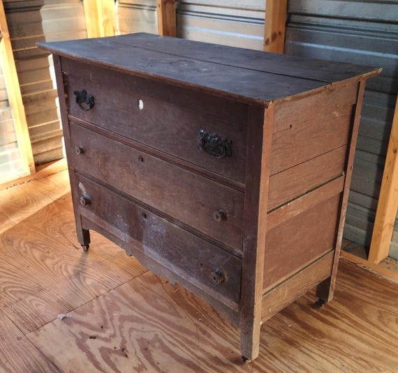 Antique Oak 3-drawer Dresser - Etsy Israel Antique Oak 3-drawer Dresser - Etsy Israel