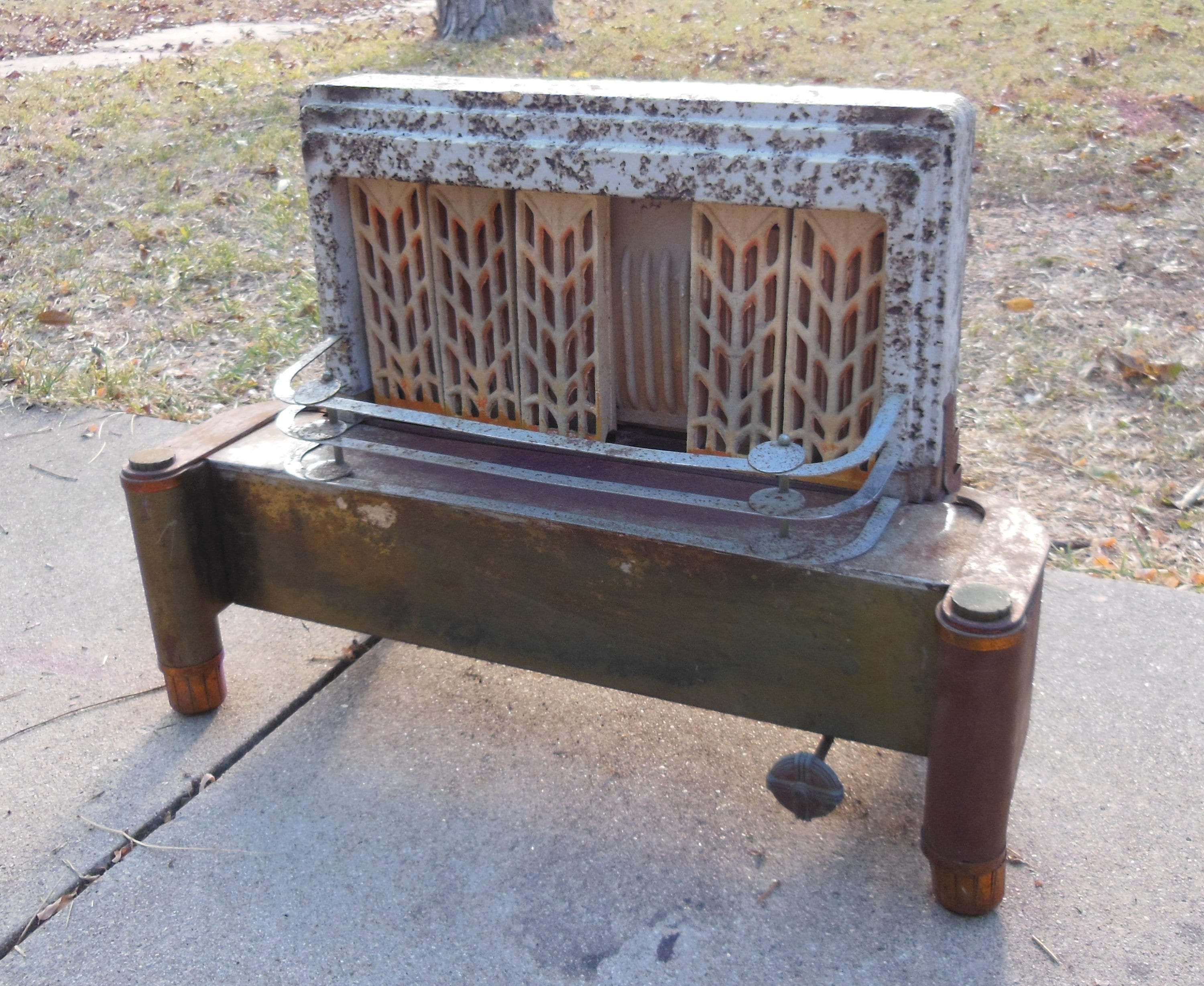 Antique Old Gas Space Heater