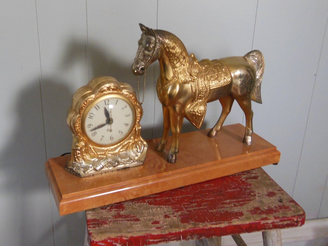 Vintage Electric Horse Clock Pot Metal Gold Horse Plastic Base Working