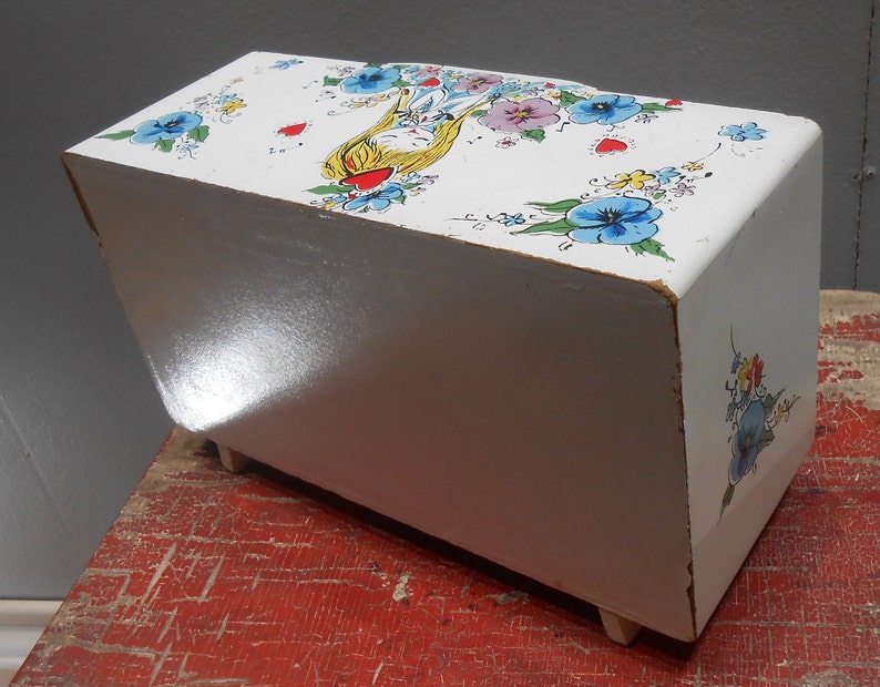 Vintage Hand Painted Jewelry Box 1960s Big Eye Girl Teen Tween Jewel Storage Teenager Bedroom Vanity Decor Wood Wooden Chest Floral Flowers image 7