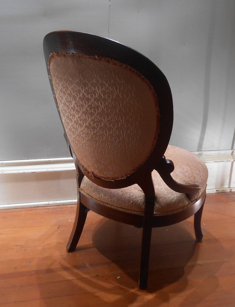 Antique Victorian 19th Century Parlor Chair Ladies Seating Mahogany Wood Boudoir Upholstered Round Back Decorative Accent Entryway Desk image 7